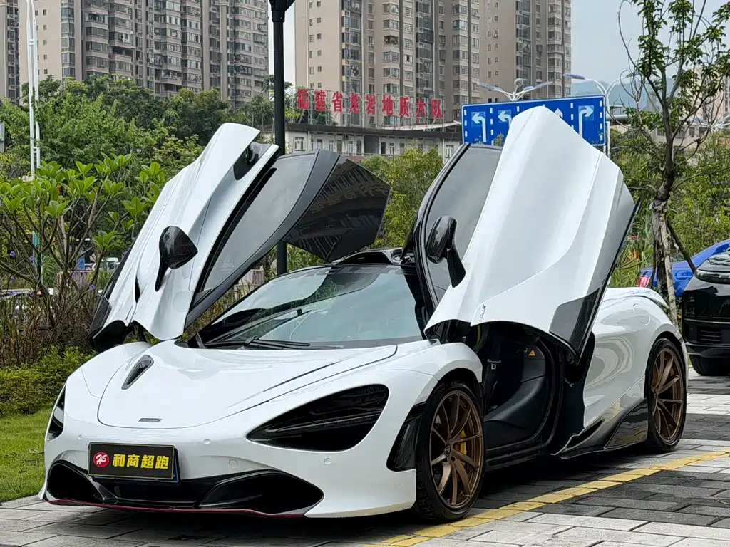McLaren 720S — миниатюра 2