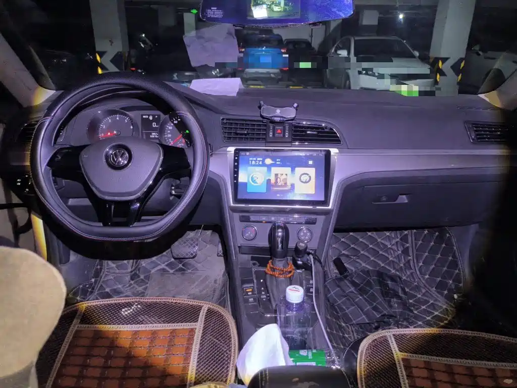 Volkswagen Lamando — миниатюра 10