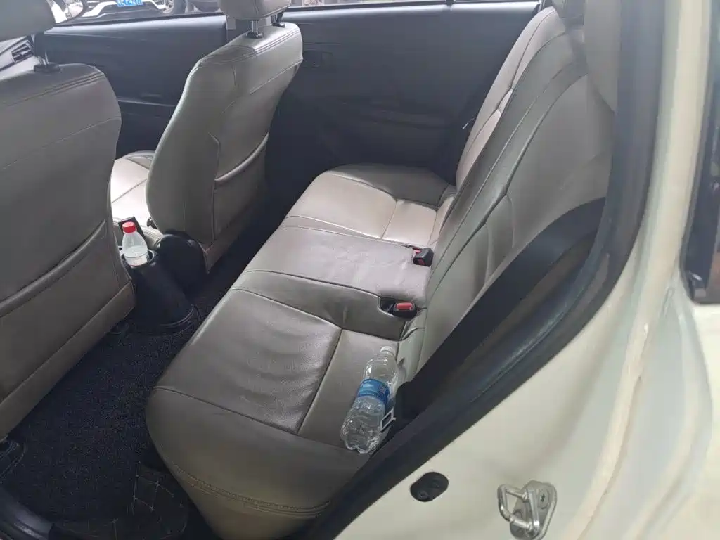 Toyota Vios FS — миниатюра 14