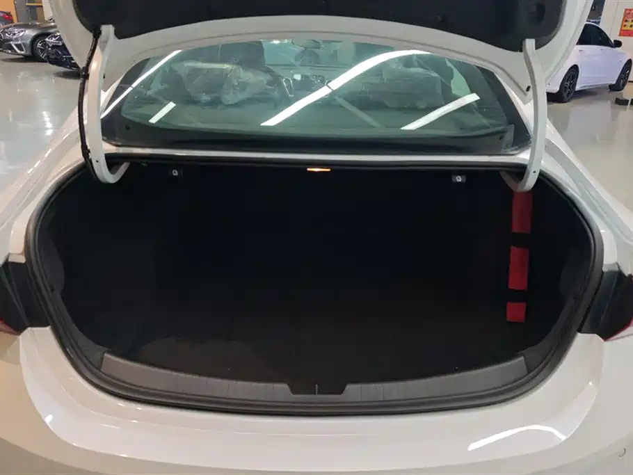 CHEVROLET MAI RUIBAO XL