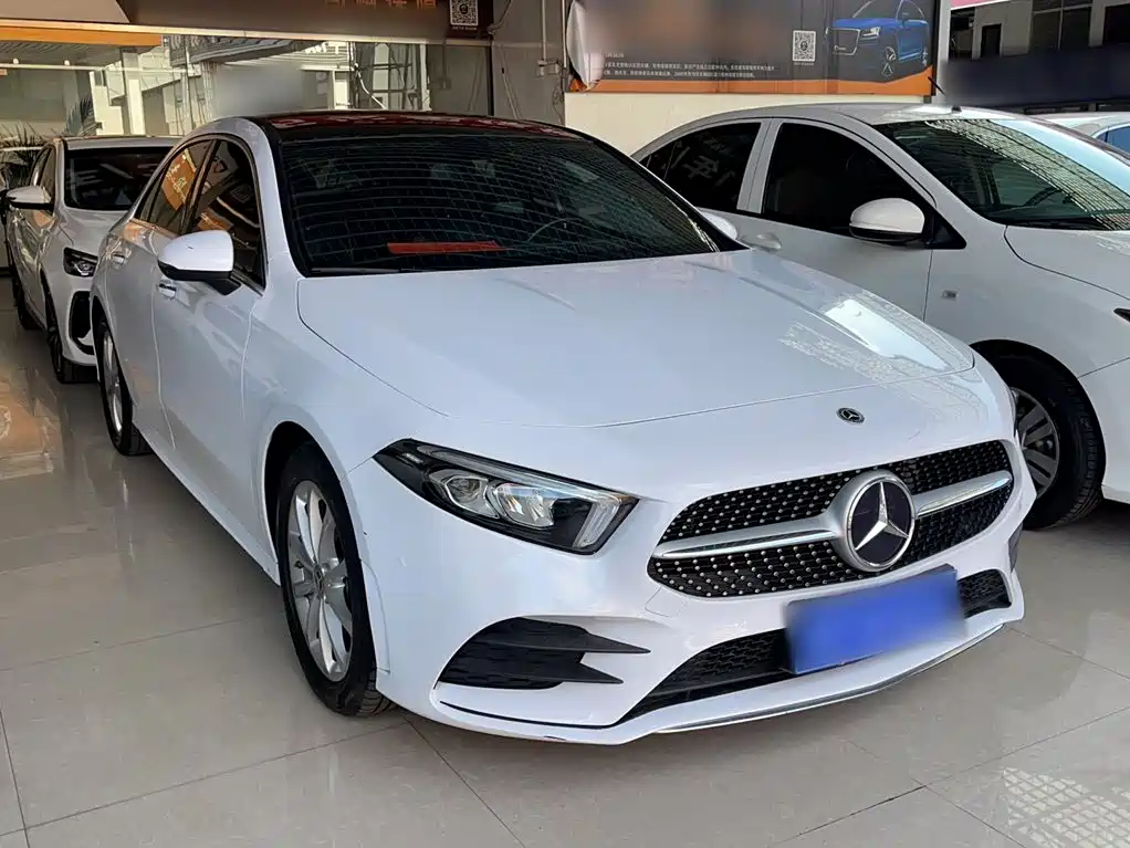 Mercedes-Benz A-Class — миниатюра 7