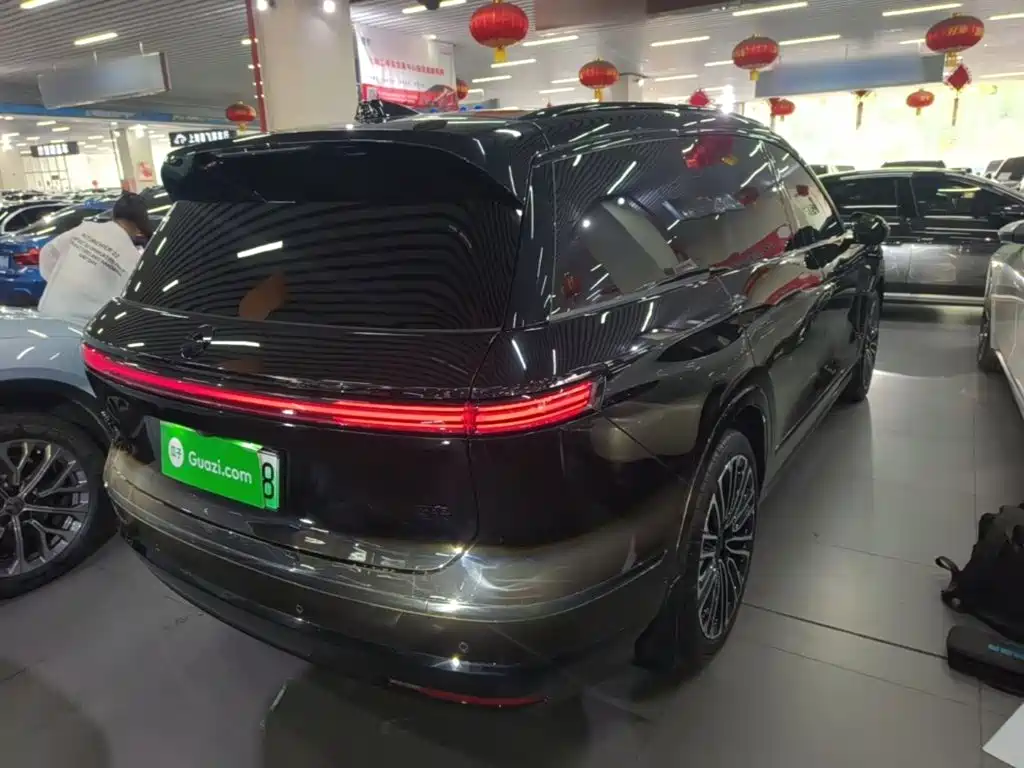 NIO ES8 — миниатюра 7