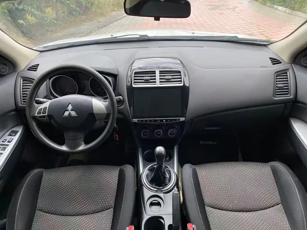 Mitsubishi ASX — миниатюра 5