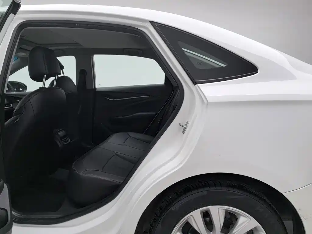 Buick Excelle — миниатюра 15
