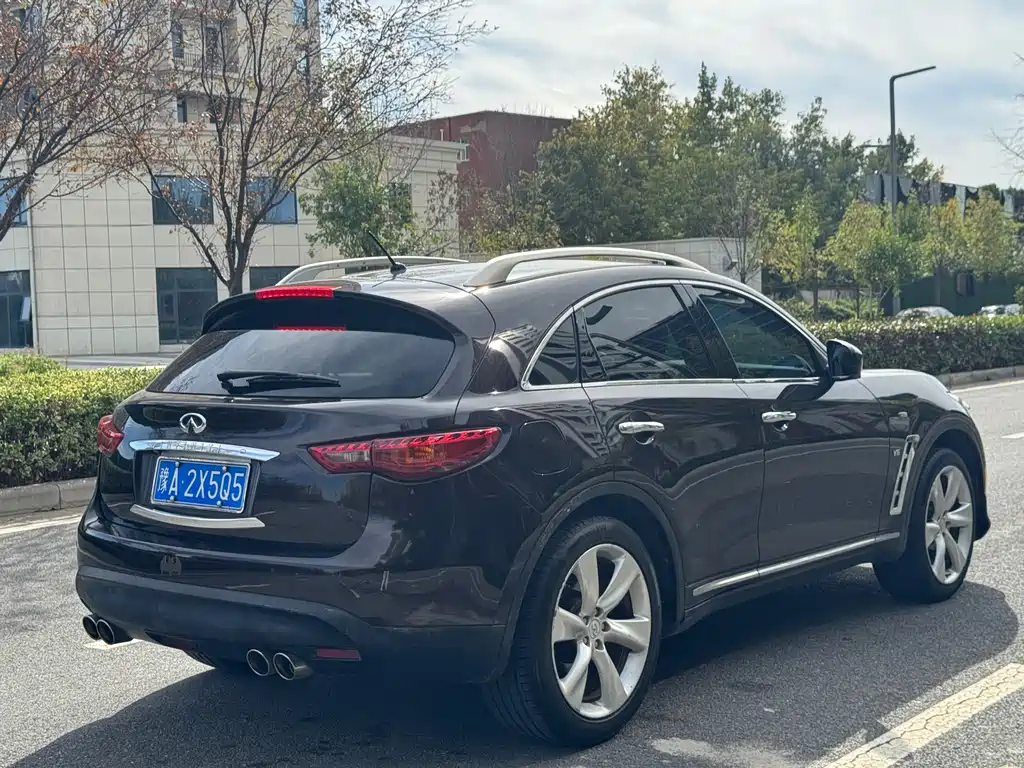 Infiniti FX — миниатюра 13