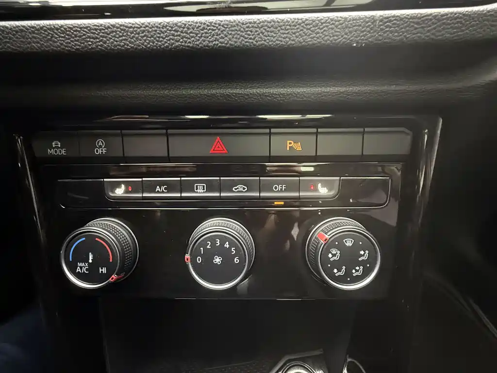 VOLKSWAGEN T ROC EXPLORING SONGS