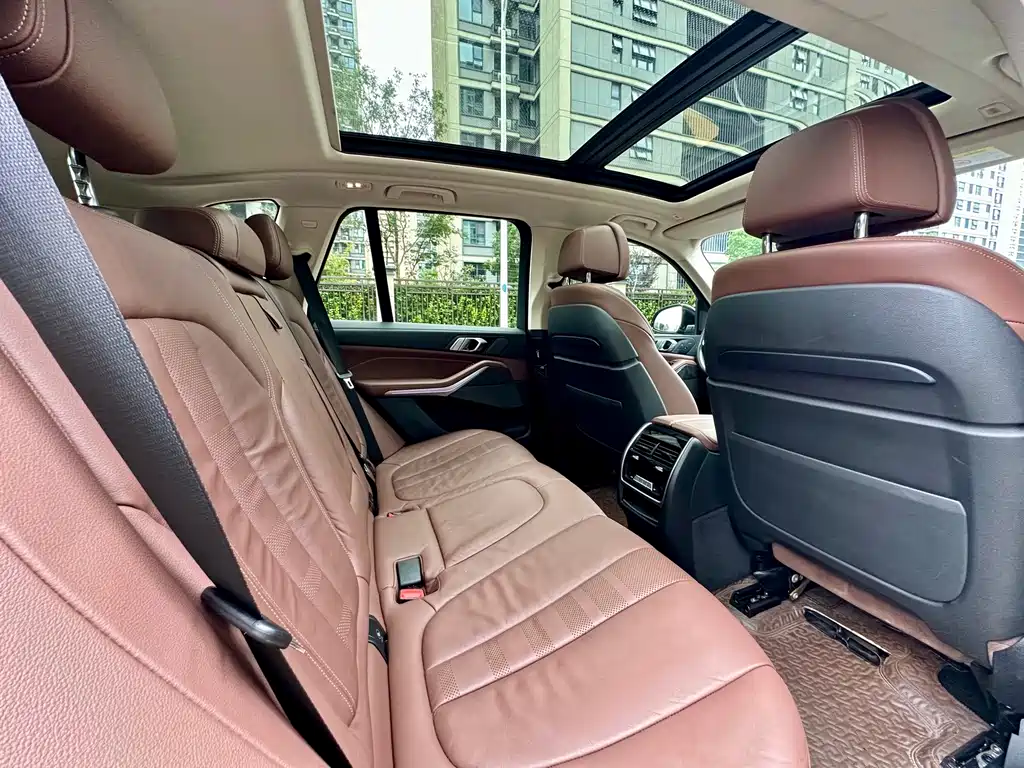 BMW X5 (Import) — миниатюра 16