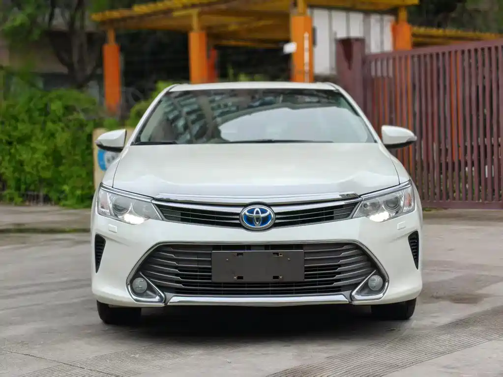 Toyota Camry 2015 2.5HG Luxury
