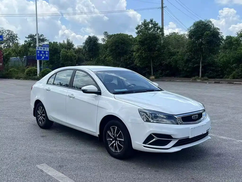 Geely Emgrand — миниатюра 3