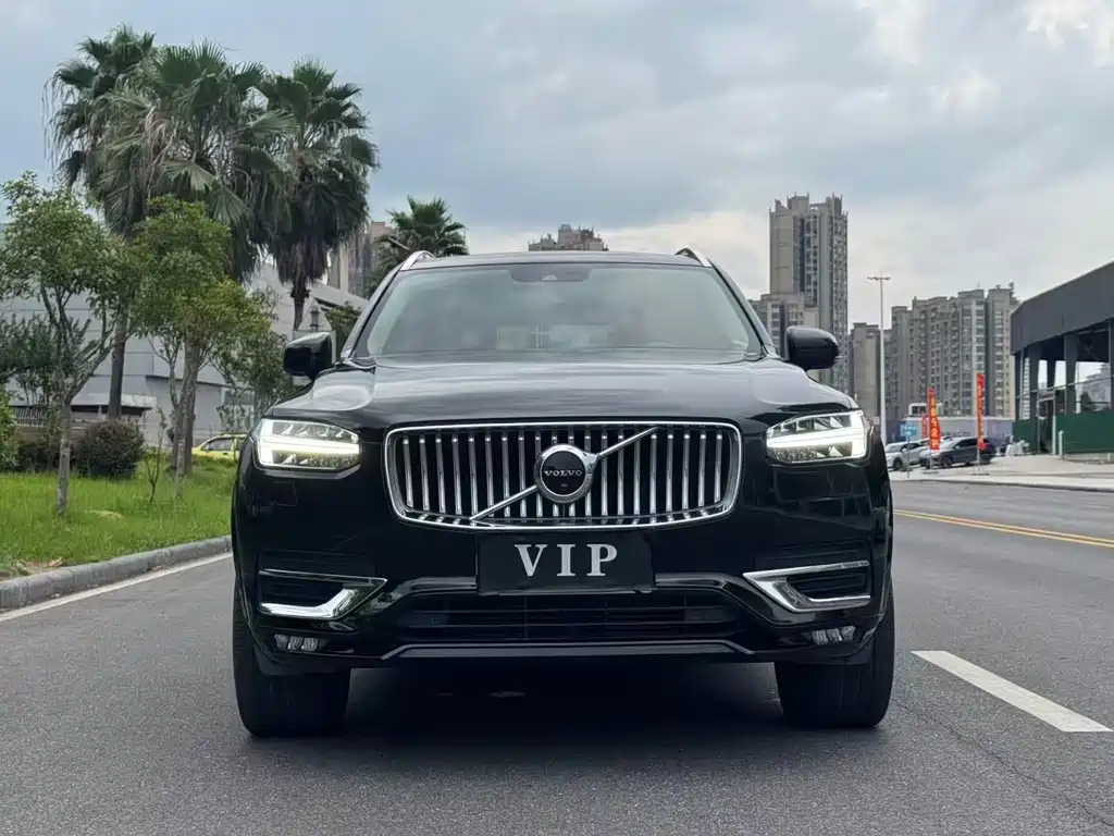 Volvo XC90 — миниатюра 2