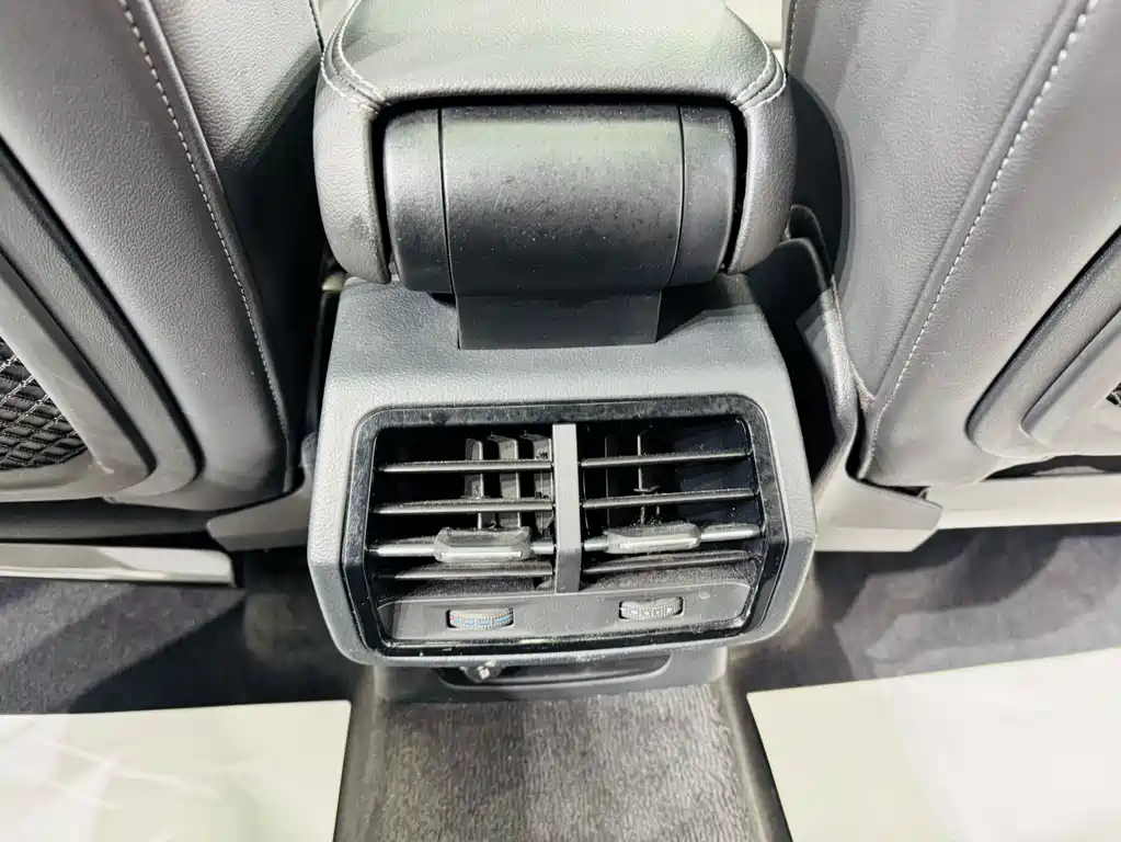 Audi Q3 — миниатюра 12