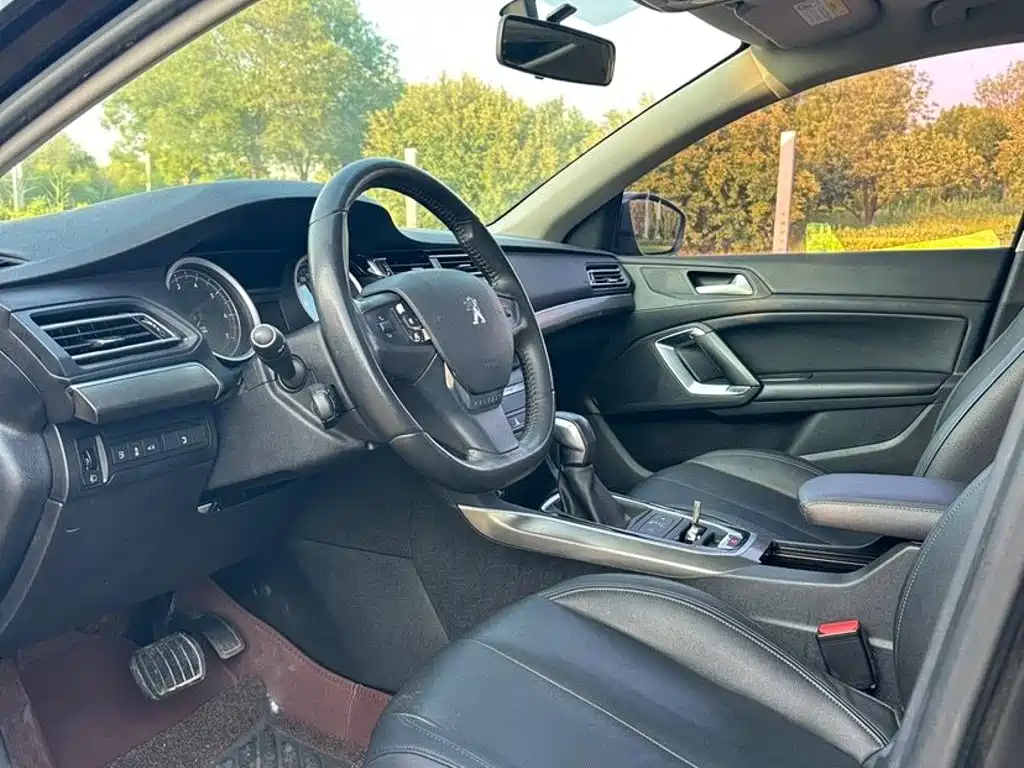 Peugeot 408 — миниатюра 8