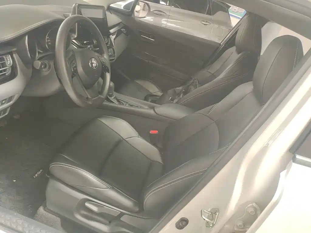 Toyota IZOA — миниатюра 15