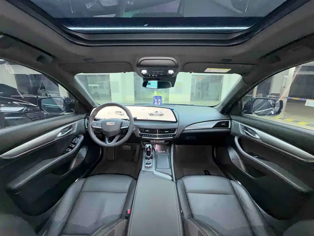 Cadillac CT5 — миниатюра 5