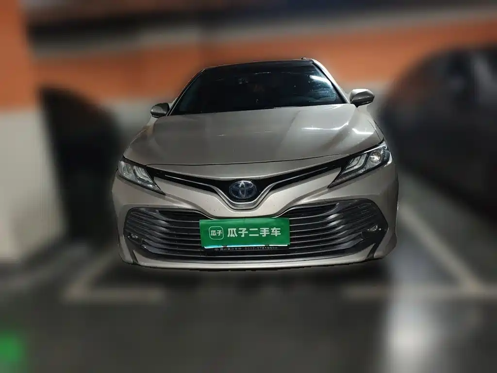 Toyota Camry — миниатюра 2