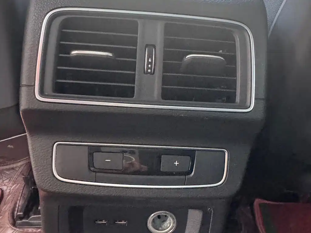 Audi Q5L — миниатюра 16