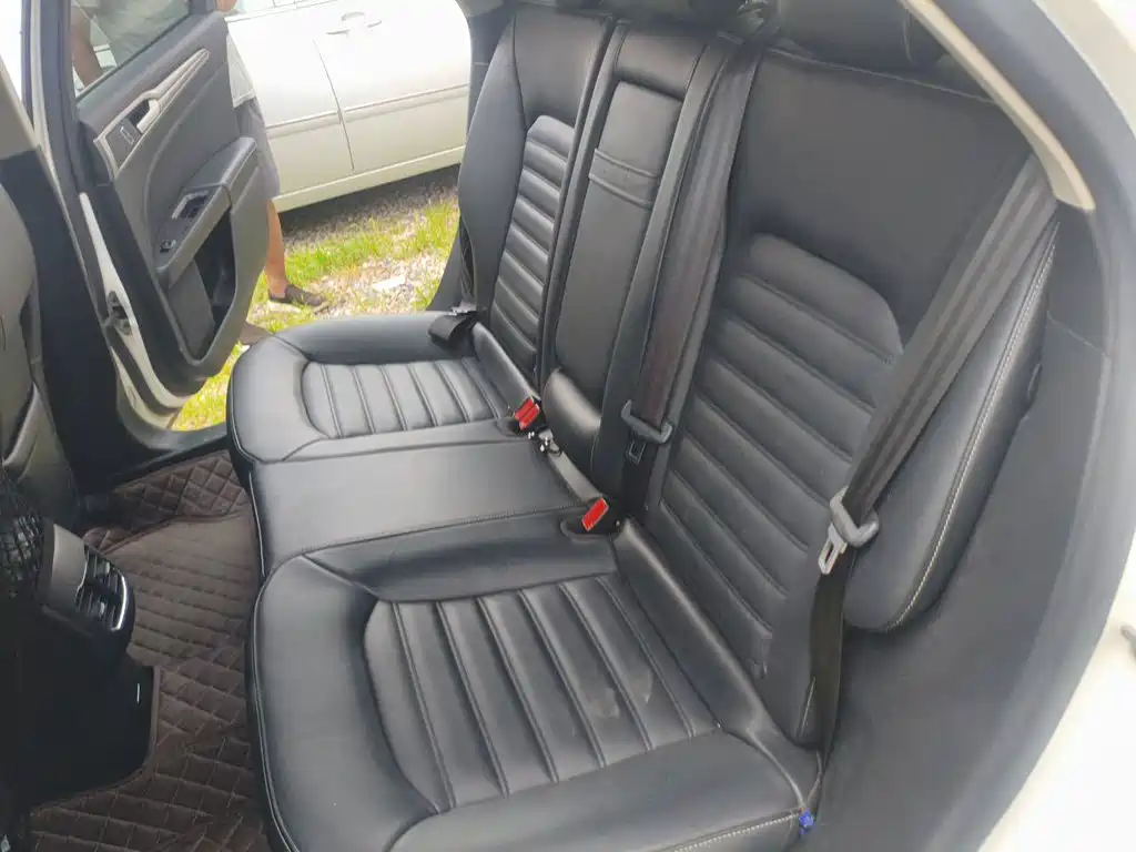 Ford Mondeo — миниатюра 15