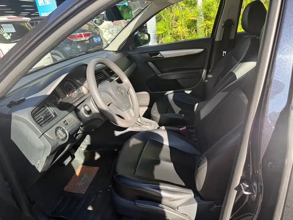 Volkswagen Lavida — миниатюра 14