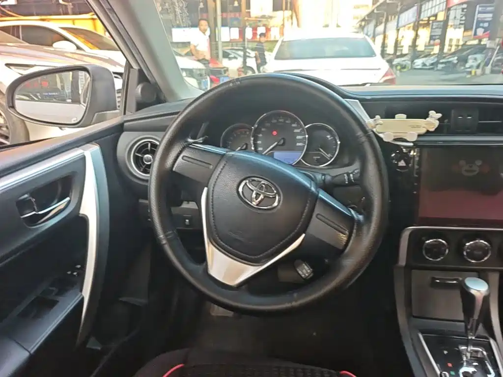 Toyota Corolla — миниатюра 15