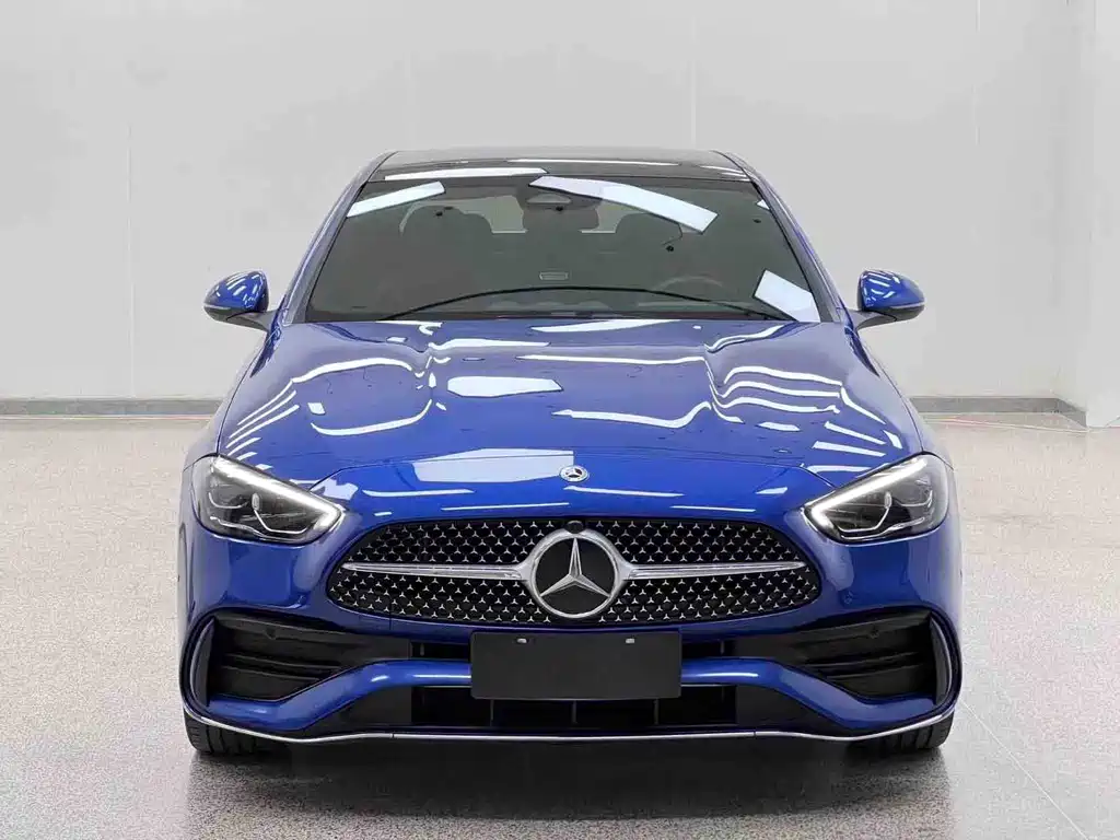 Mercedes-Benz C-Class — миниатюра 2