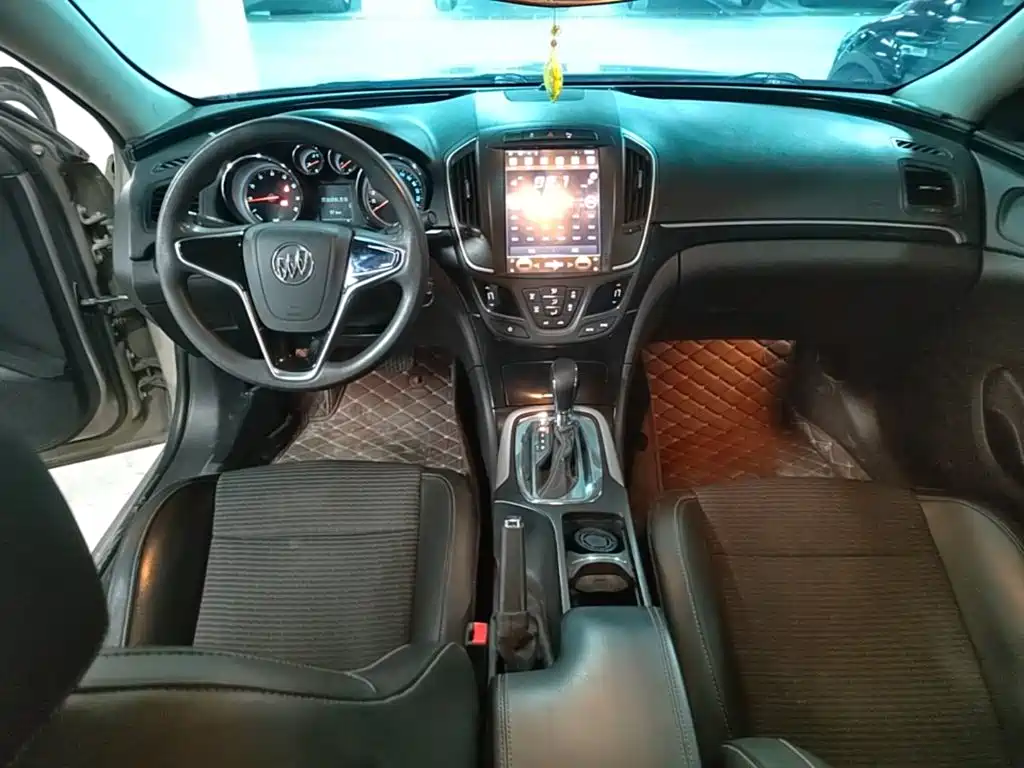 Buick Regal — миниатюра 10