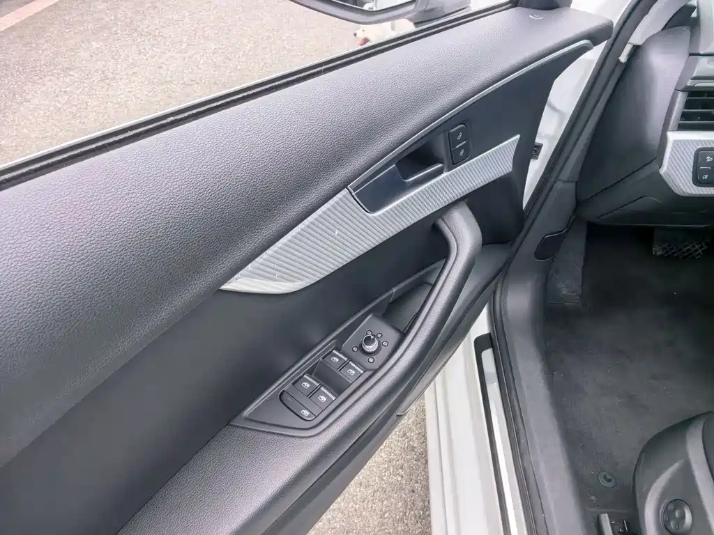 Audi A4L — миниатюра 6