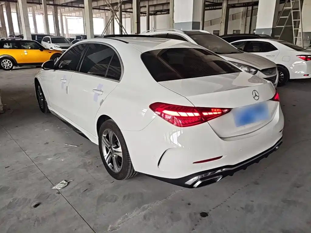 Mercedes-Benz C-Class — миниатюра 5