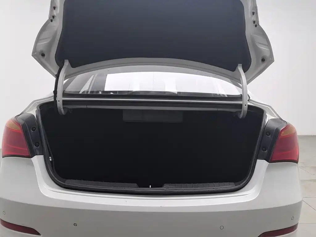 Hyundai Mistra — миниатюра 16