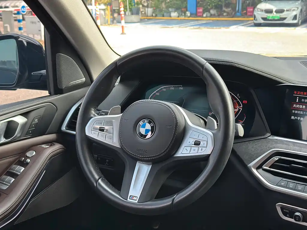 BMW X5 — миниатюра 14