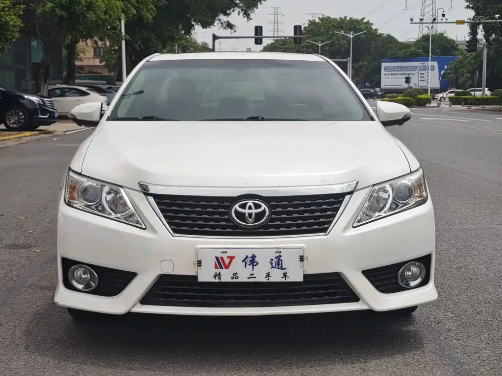 Toyota Camry 2012 2.0S