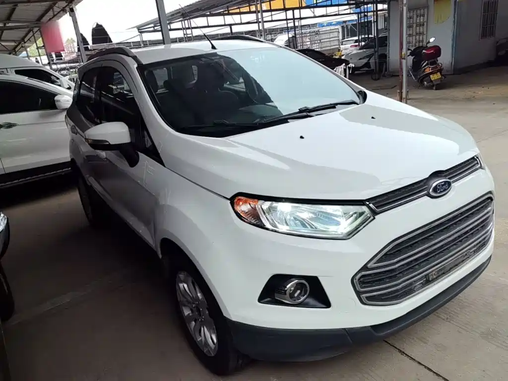 Ford EcoSport 2013 1.5L AT Luxury