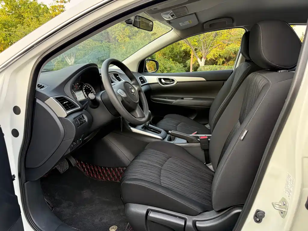 Nissan Sylphy 2024 1.6XE CVT Comfort