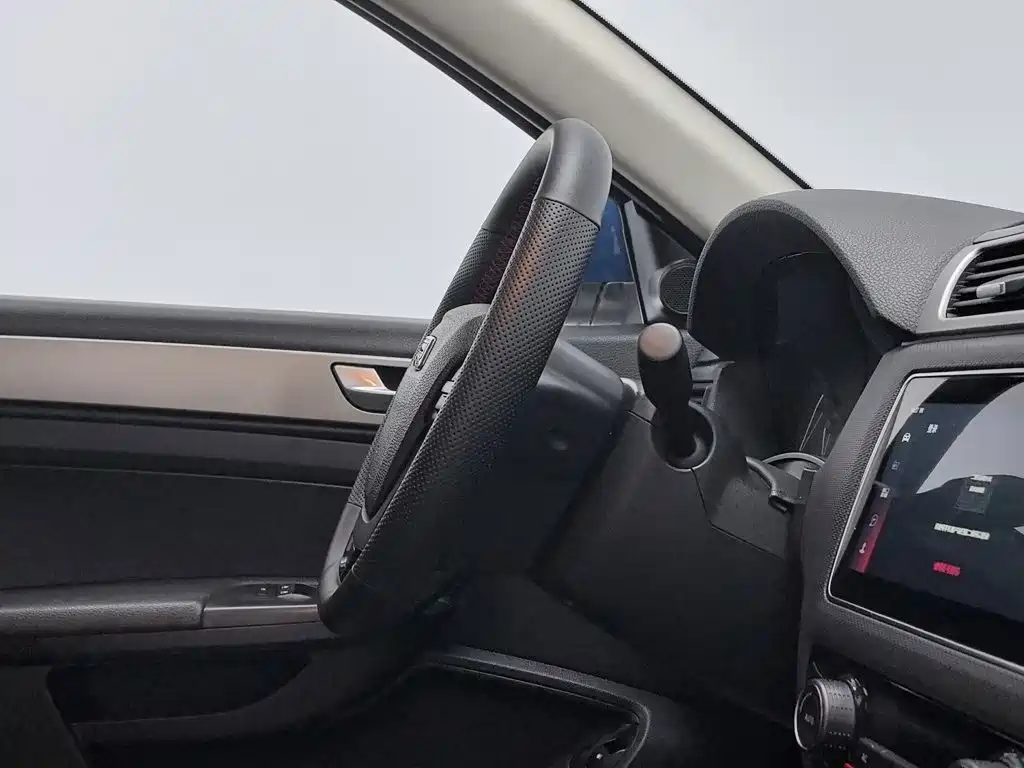 Qoros Qoros 5 — миниатюра 22