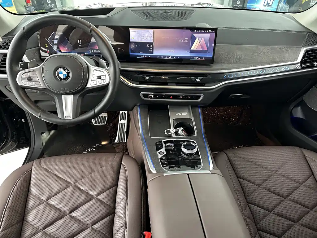 BMW X5 — миниатюра 8