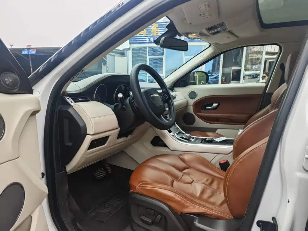 Land Rover Evoque (Import) — миниатюра 8