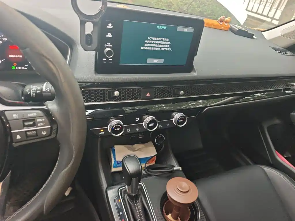 Honda Civic — миниатюра 14
