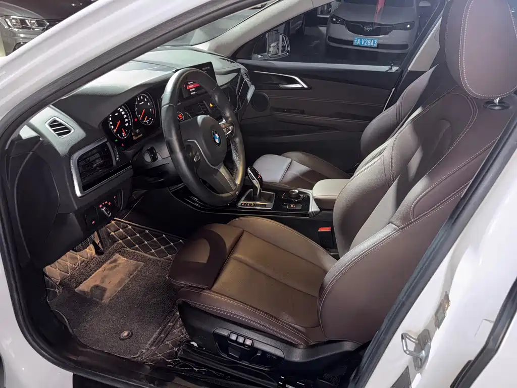 BMW 1 Series — миниатюра 11