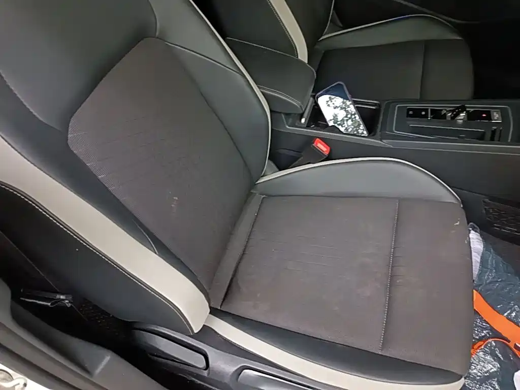 Volkswagen Golf — миниатюра 25