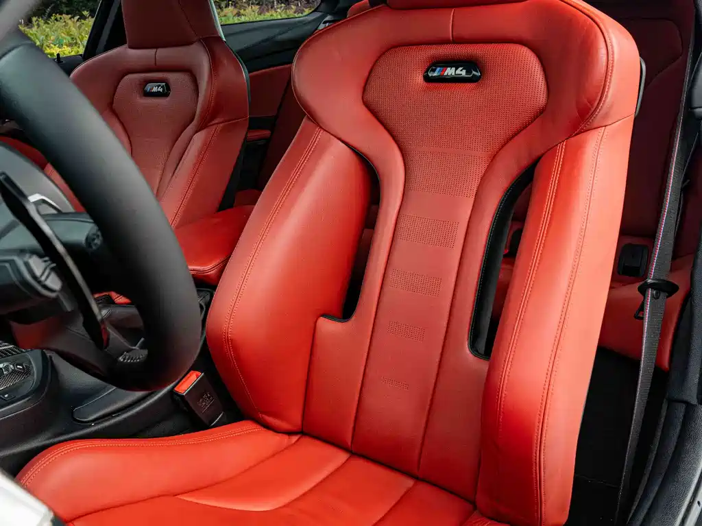 BMW M4 — миниатюра 12
