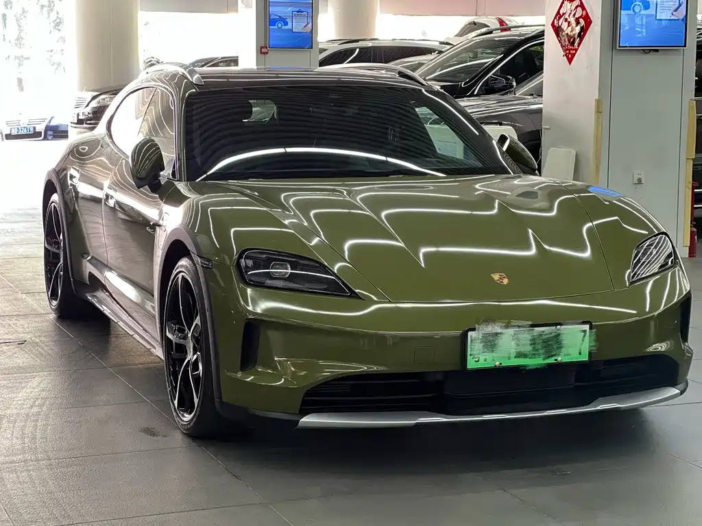 Porsche Taycan — миниатюра 4