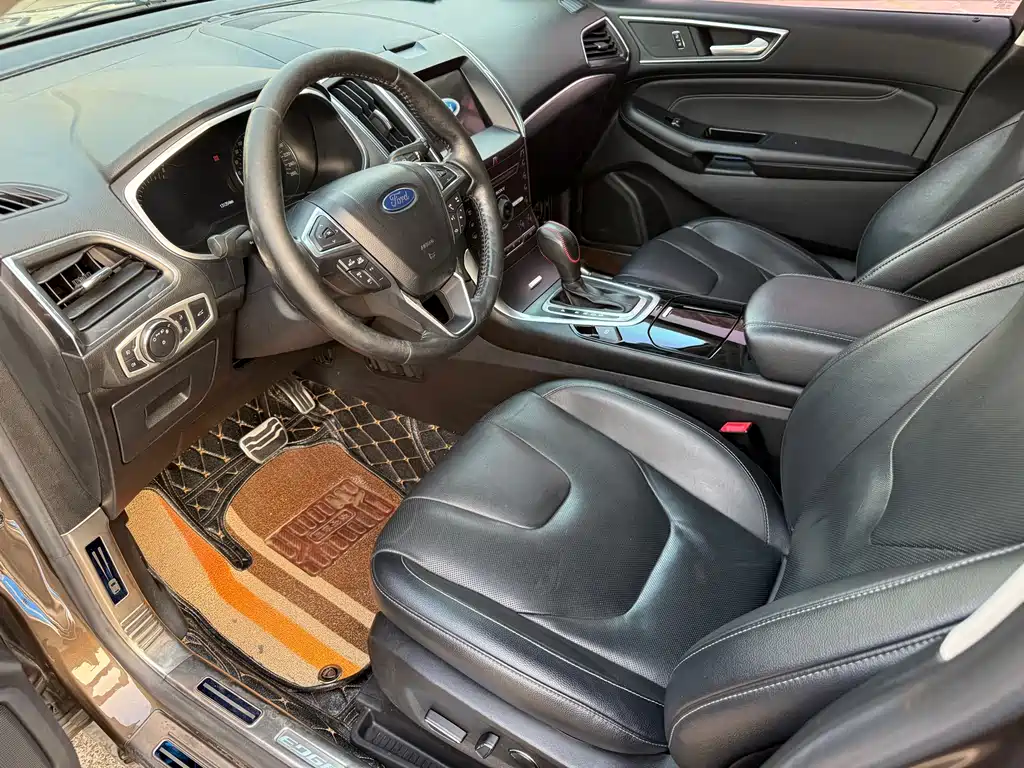 Ford Edge — миниатюра 9