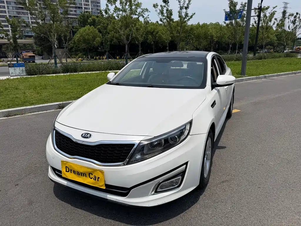 Kia K5 2015 2.0L Auto GL
