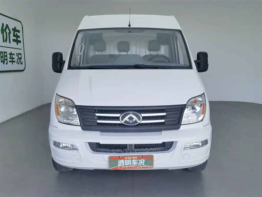 Maxus V80 2021 2.0T MT 3 мест