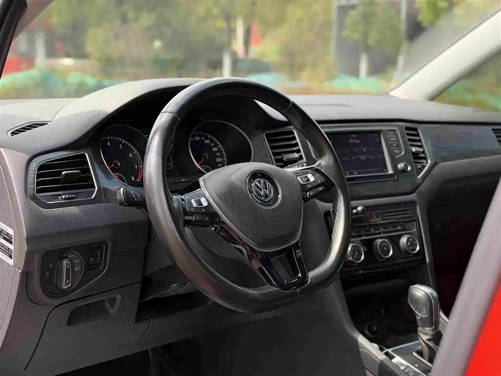 Volkswagen Golf Sportsvan — миниатюра 6