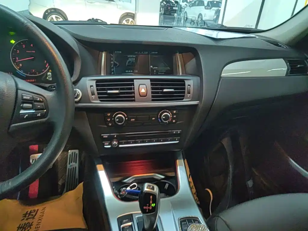 BMW X3 (Import) — миниатюра 13
