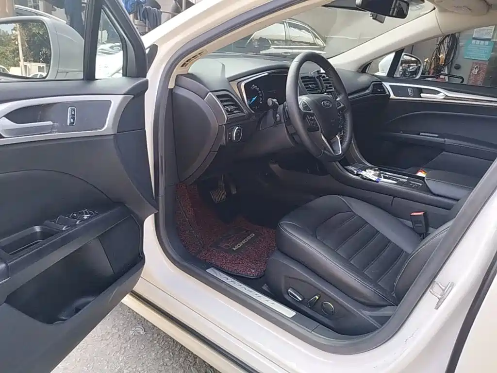 Ford Mondeo — миниатюра 16