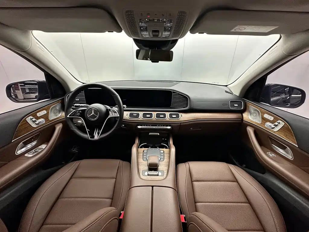 Mercedes-Benz GLE New Energy — миниатюра 14