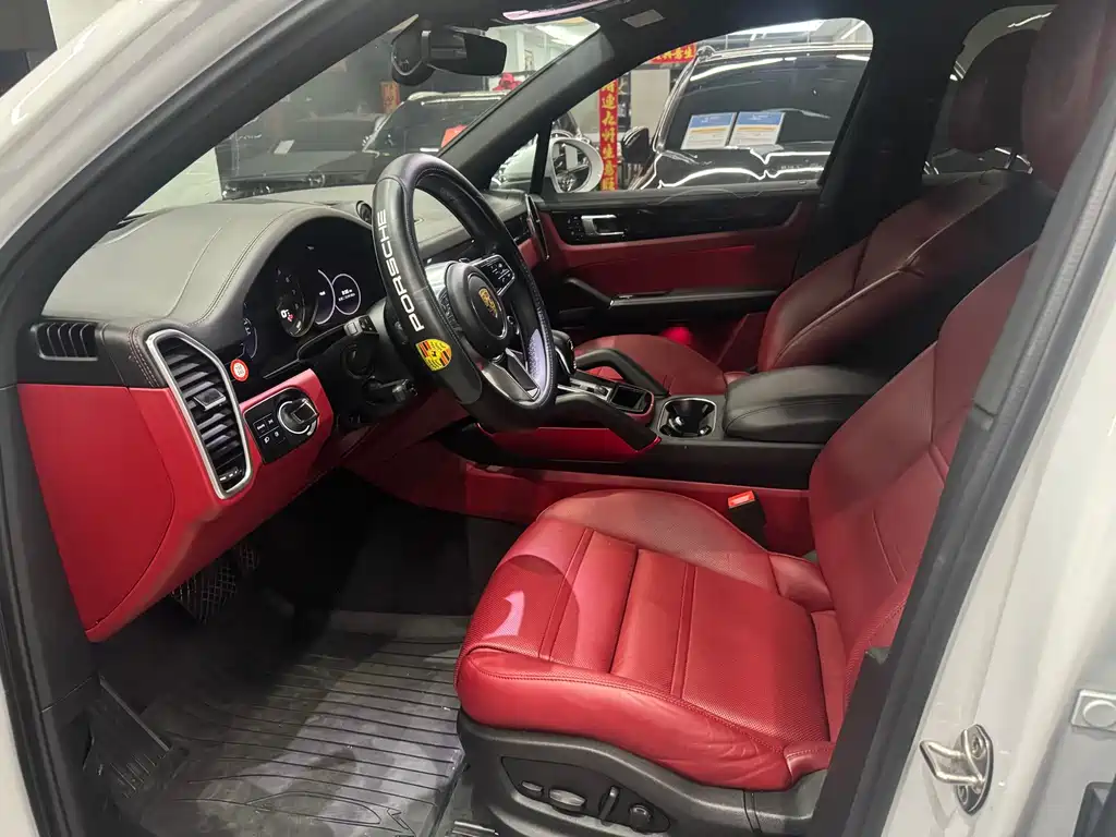 Porsche Cayenne Hybrid — миниатюра 5