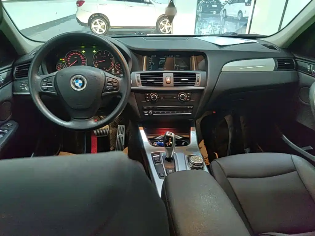 BMW X3 (Import) — миниатюра 10