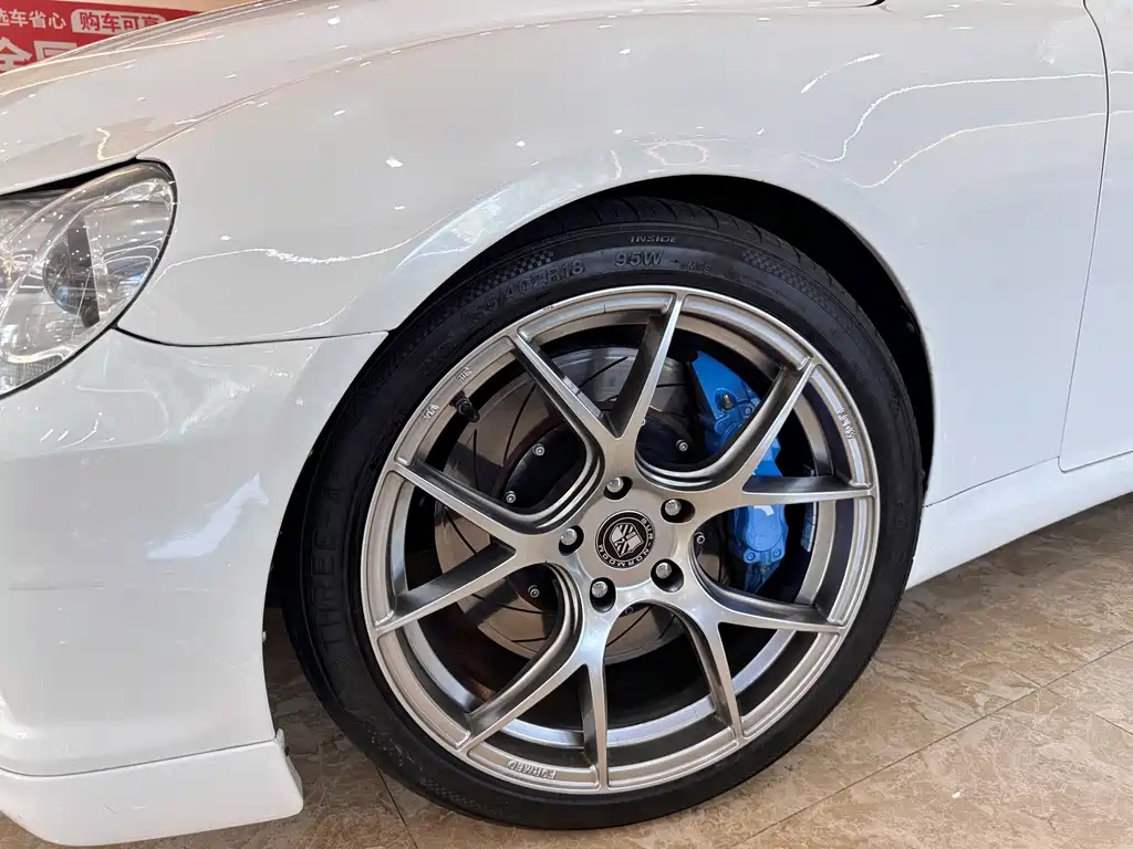 Toyota Reiz — миниатюра 7